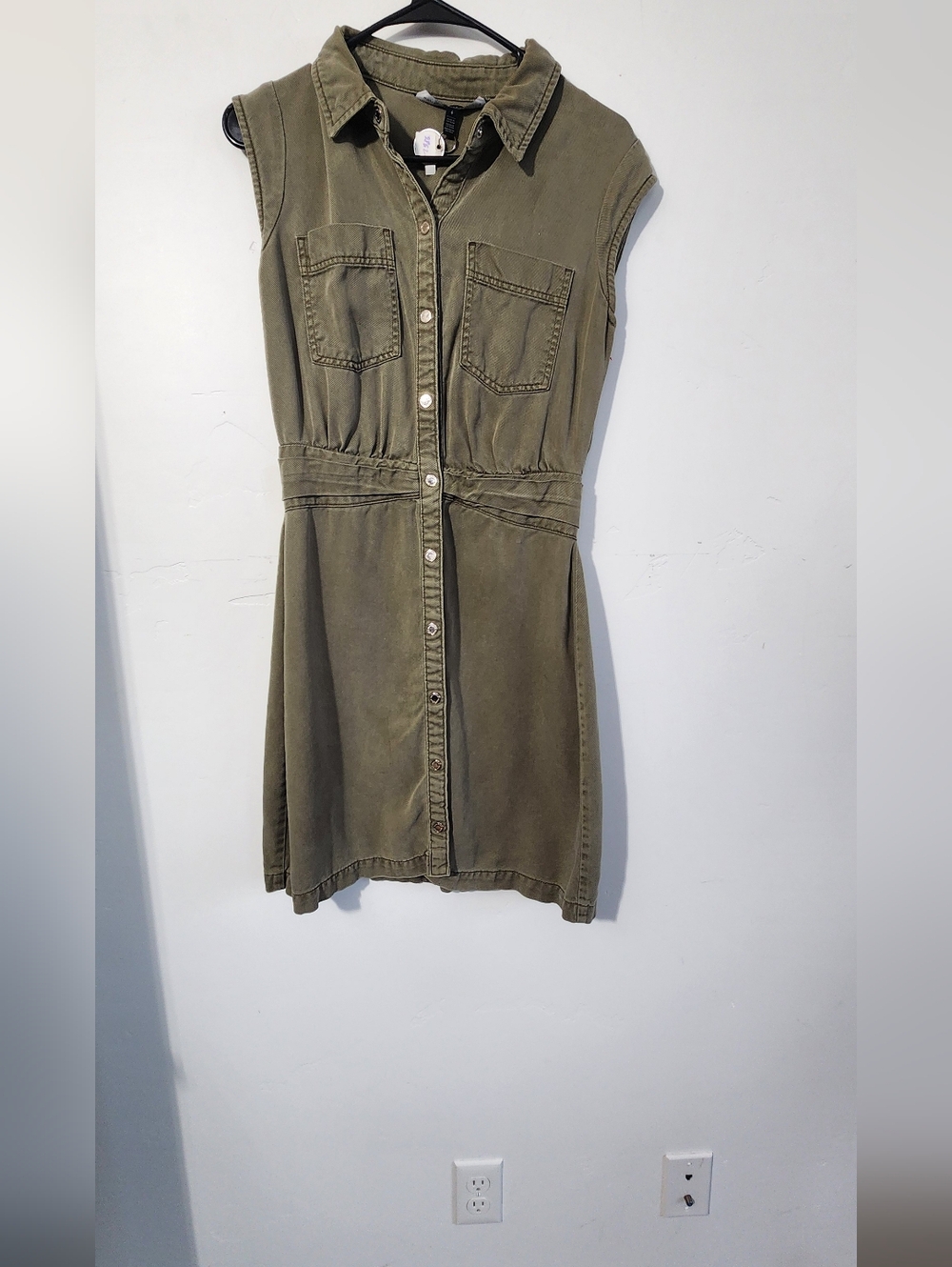 White House Black Market Olive Sleeveless Button-Front Shirt Dress